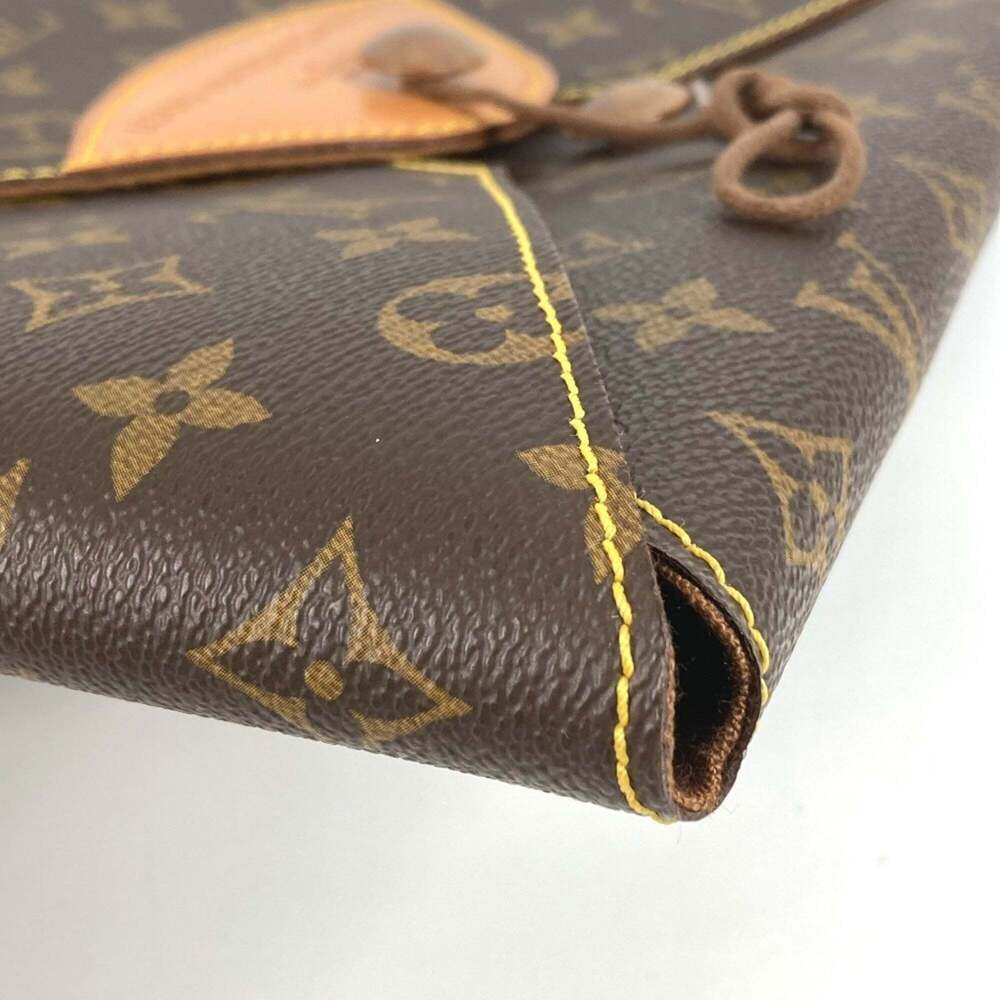LOUIS VUITTON Brown Monogram Canvas Clutch Bag - Picture 10 of 13